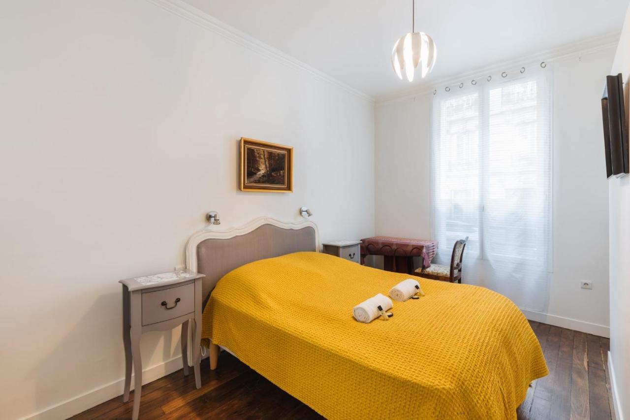 34m Well Located - Montmartre District Paris